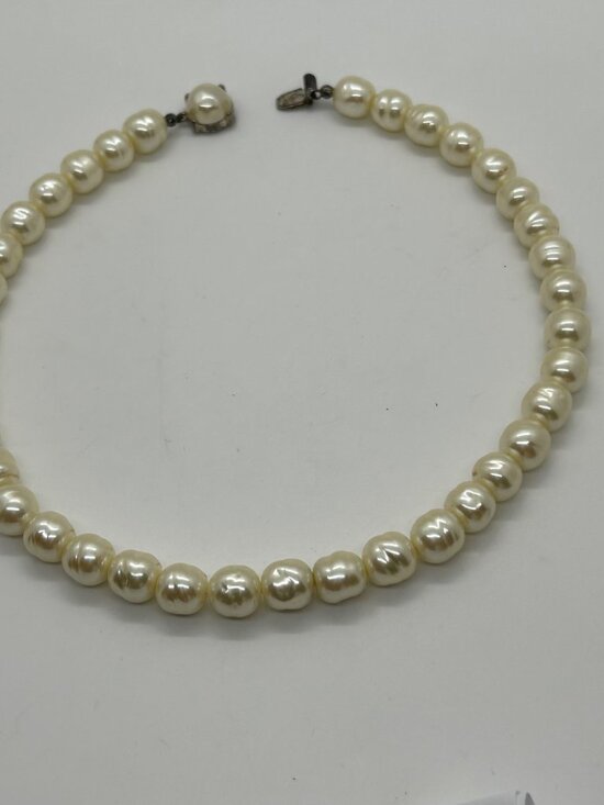 Vintage Faux Baroque Pearl Choker Necklace 15" With Box Clasp Elegant - Picture 11 of 16